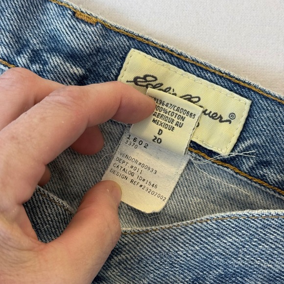 Eddie Bauer High Rise Mom Jeans Medium Wash Denim Tapered Leg Womens 10 Petite - Picture 6 of 14